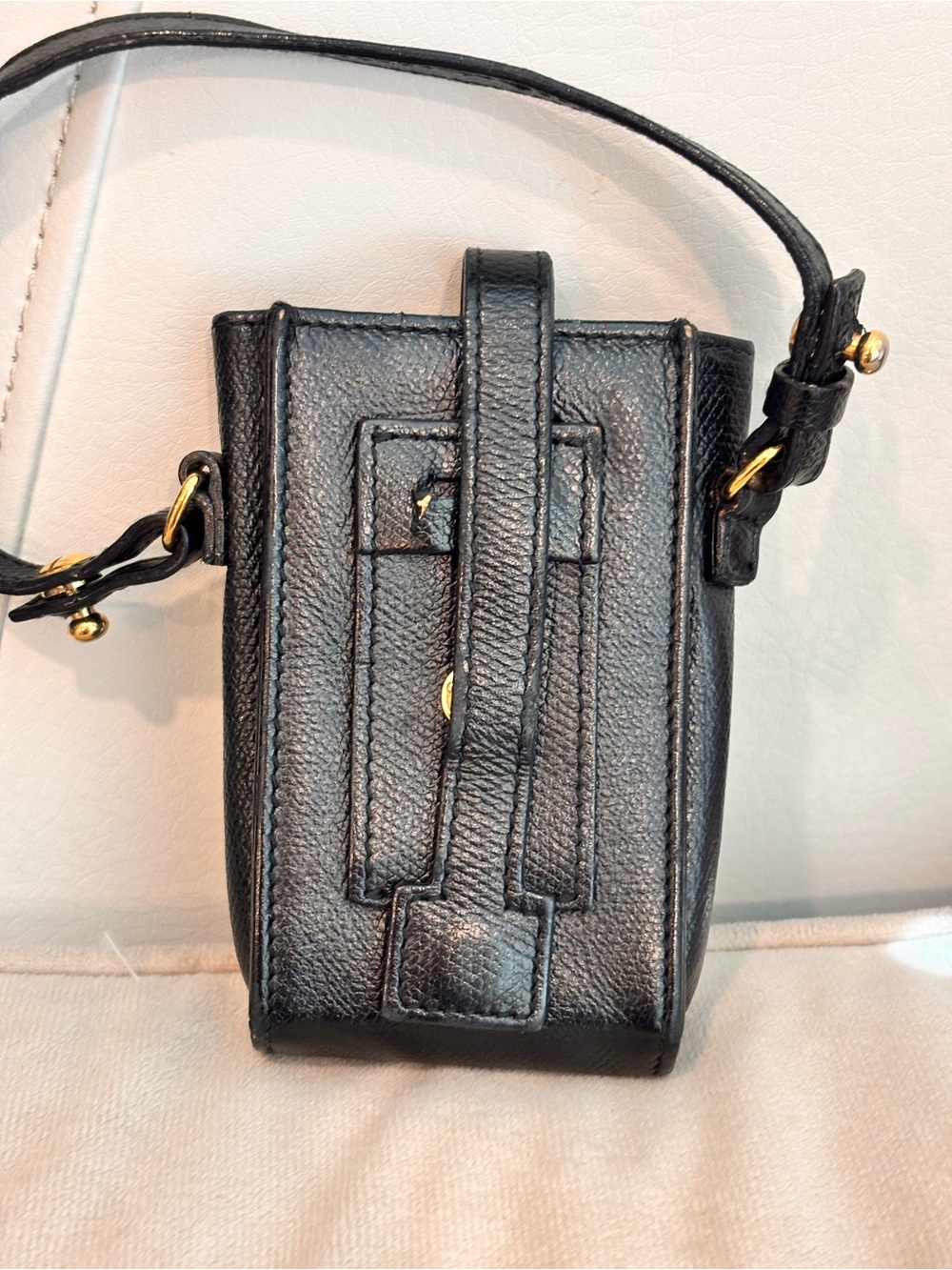 CHANEL Black Leather Vintage Y2K CC Phone Holder / Belt Accessory W/ COA - Picture 6 of 14